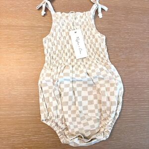 NWT Rylee + Cru Kaia Romper / Dove Check - size 3-6 months